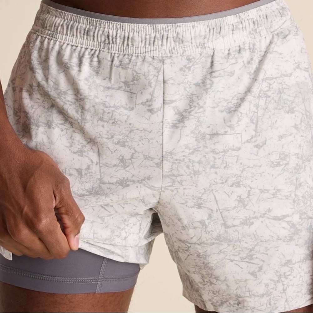 Chubbies double lines shorts small 5.5 inch
